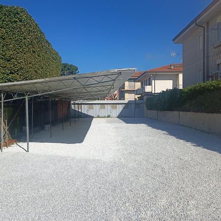 Le Palme 98 "Casa Vacanze" Lido di Camaiore Dış mekan fotoğraf